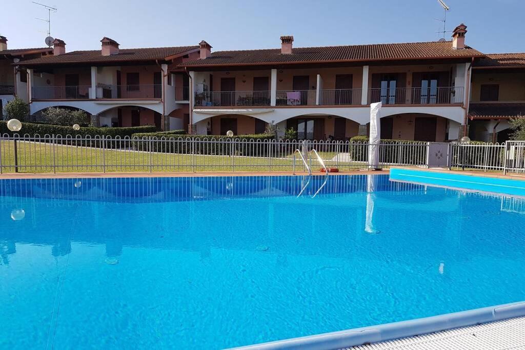 Casa Paradiso Del Garda مانربا ديل جاردا المظهر الخارجي الصورة